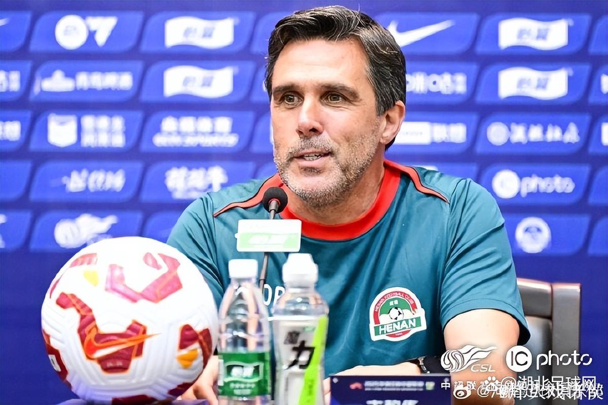 河南队主帅拉莫斯：塑造更具攻击性的美丽足球